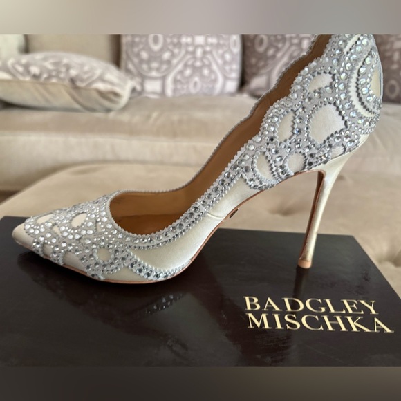 Badgley Mischka Silver Embellished Heels - Picture 6 of 9